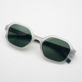 عینک آفتابی بیضی مورل مدل 78006C3POLARIZED