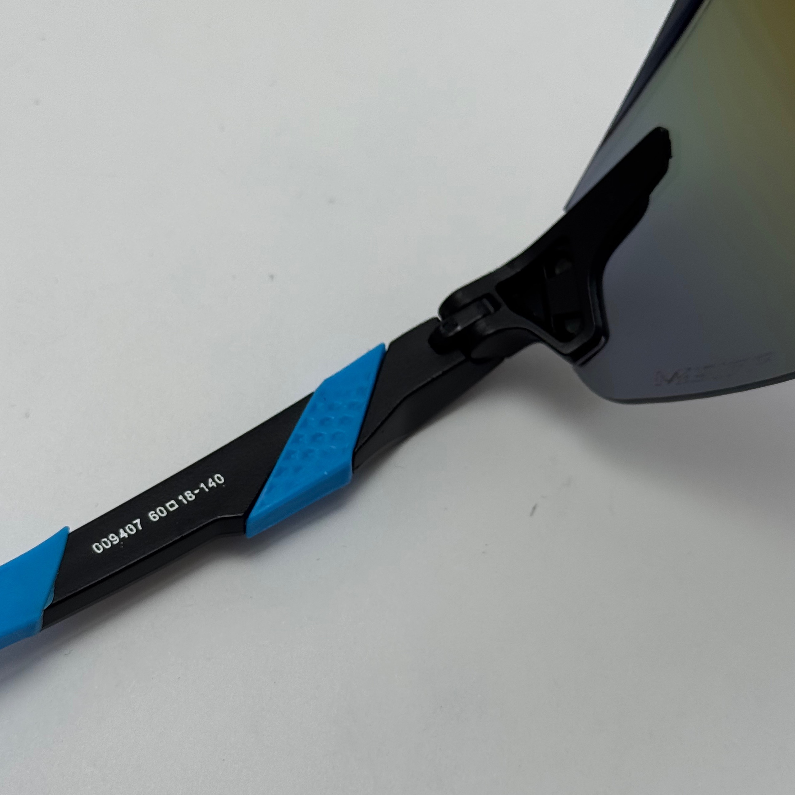عینک آفتابی اسپرت Oakley اوکلی با لنز PRIZM عدسی آبی کد 9407