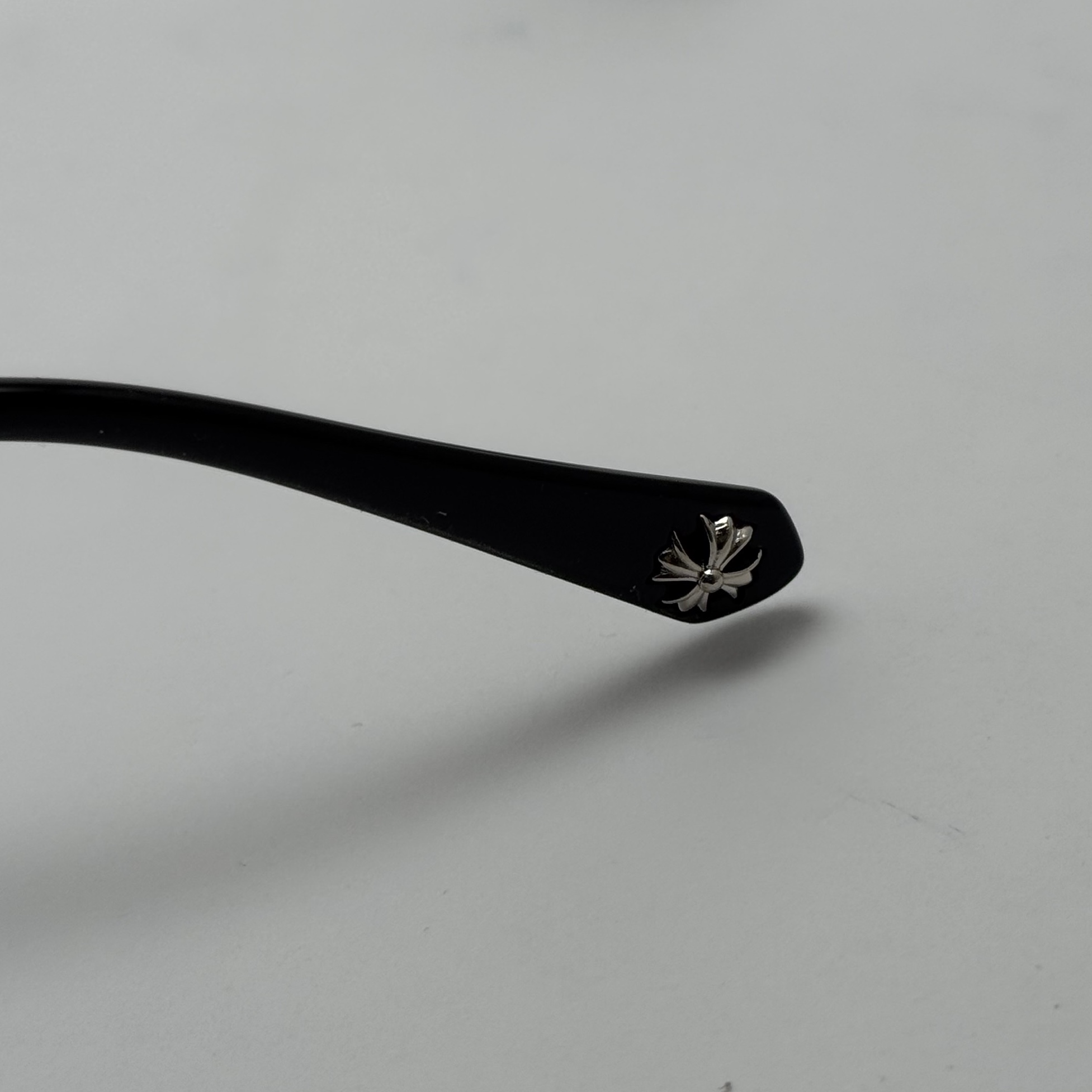 عینک بلوکات کروم هارتز مشکی نقره ای Chrome Hearts 2273 با پک کامل کروم هارتز - کیفیت مستر