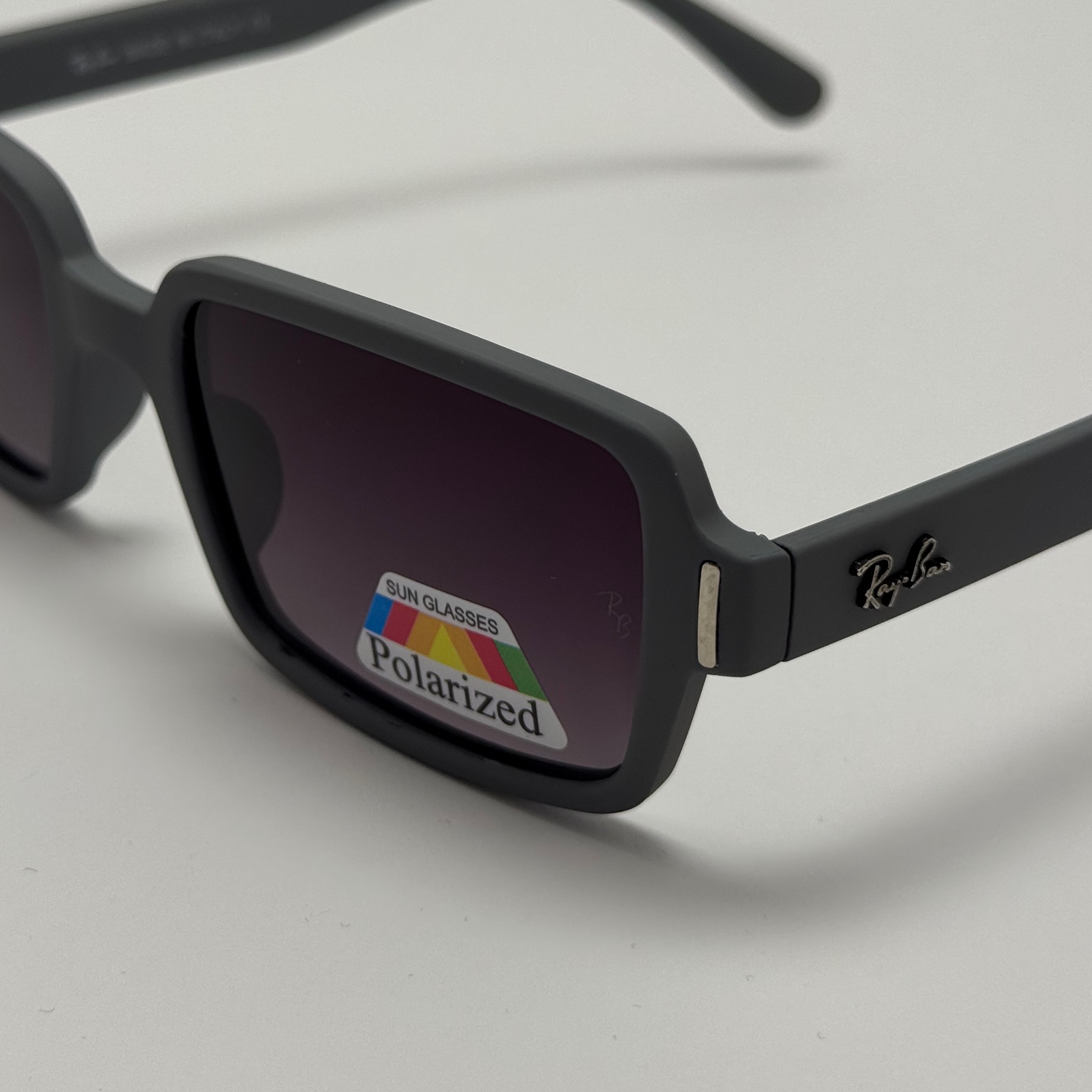 عینک آفتابی پلاریزه ریبن مستطیلی طوسی کد rayban RB 2201