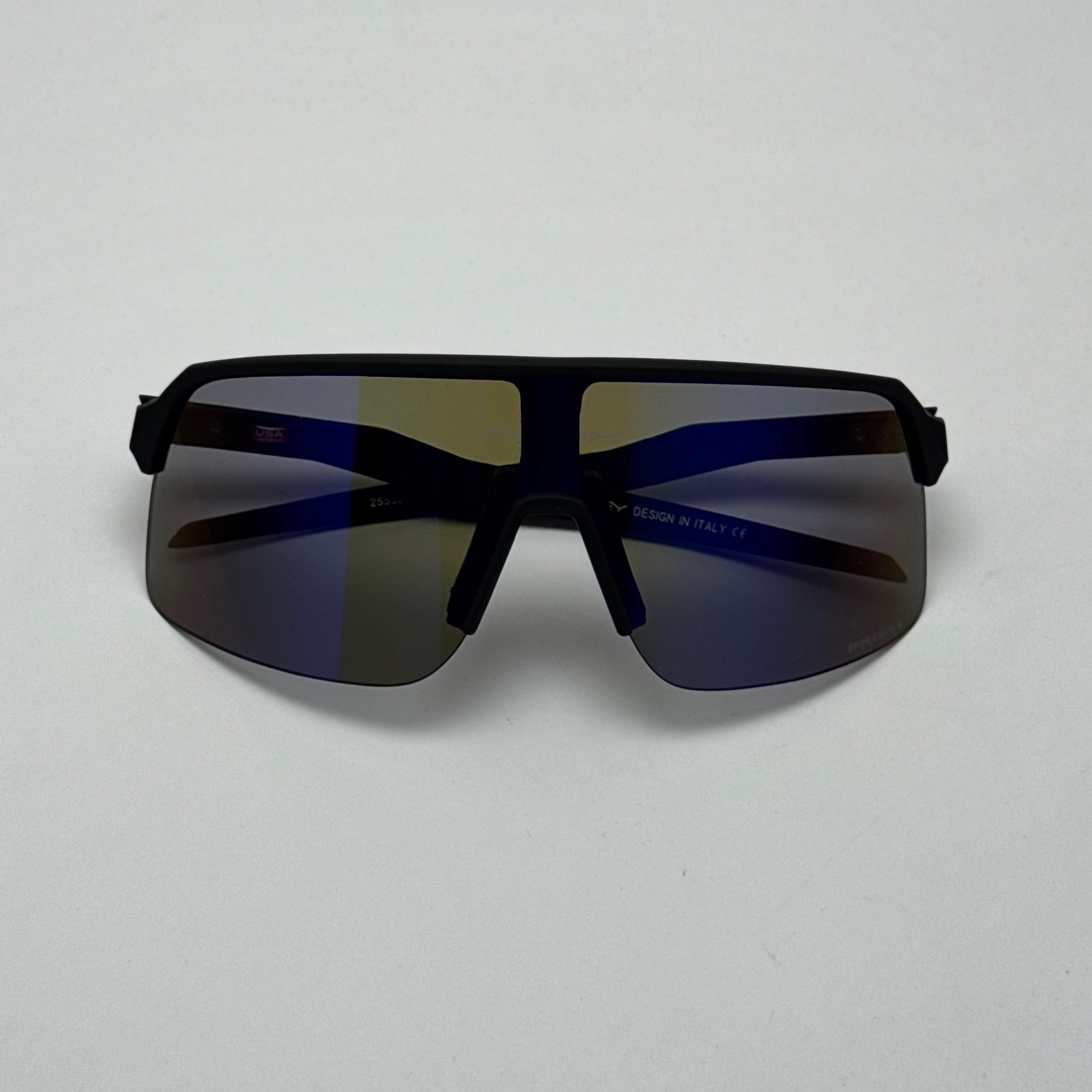 عینک آفتابی اسپرت اوکلی OAKLEY مدل SUTRO فریم مشکی عدسی آبی
