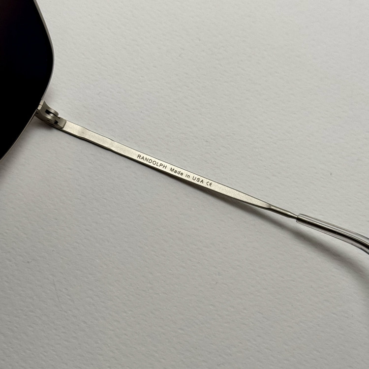 عینک آفتابی خلبانی رندولف شیشه سنگ آنتی رفلکس مشکی نقره ای فول پک RANDOLPH AVIATOR RE 58 24K WHITE GOLD