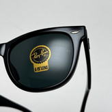 عینک آفتابی ریبن ویفرر شیشه سنگ مشکی براق به همراه پک کامل ریبن Rayban WAYFARER RB 2140 سایز 54