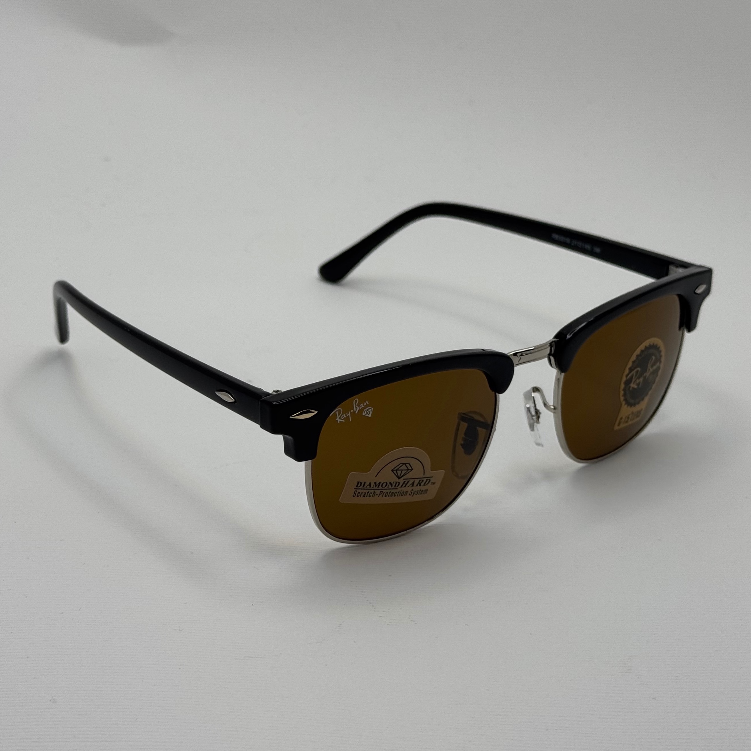 عینک آفتابی ریبن rayban کلاب مستر شیشه سنگ قهوه ای فریم نقره ای rb 3016 به همراه پک کامل
