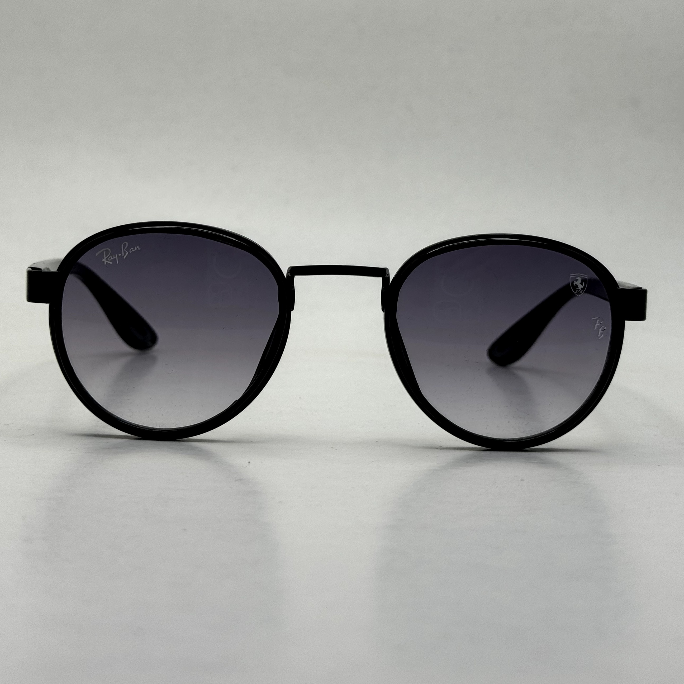 عینک آفتابی گرد ریبن فراری مشکی با پک کاملRayban Ferrari RB3705
