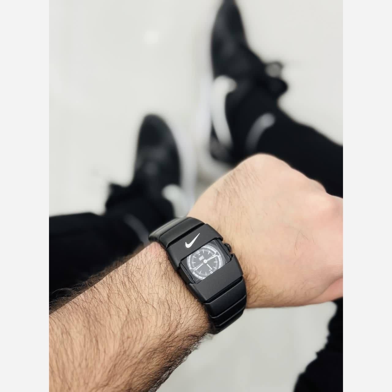 ساعت نایکی nike کیفیت اصلی نایک با جعبه در رنگ بندی