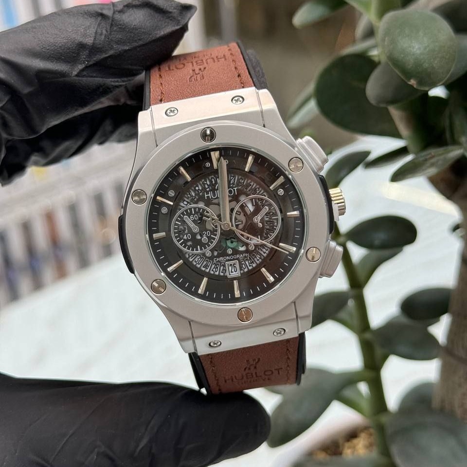 ساعت هابلوت Hublot کیفیت عالی بند و قفل اصلی با کارت گارانتی و ضمانت کیفیت و جعبه ارسال به کل کشور در رنگبندی متنوع