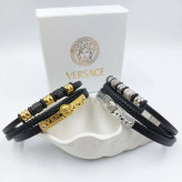 دستبند مردانه و پسرانه چرم و پلاک استیل ورساچه VERSACE سه لاین رنگ ثابت کد amp (پس کرایه)