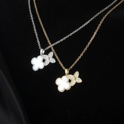 گردنبند زنانه مدل ونکلیف نگین کاری شده رنگ کاملا ثابت کد zmc (پس کرایه)
