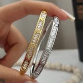 دستبند بنگل زنانه مدل کارتیر Cartier نگین تنیسی فری سایز freesize رنگ ثابت با کیفیت بالا کد zmc (پس کرایه)
