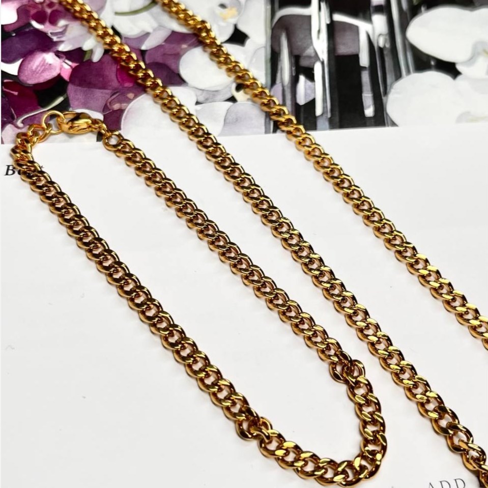 ست گردنبند و دستبند مردانه طرح کارتیر Cartier جنس استیل عیار 316 رنگ کاملا ثابت کد ztk (پس کرایه)