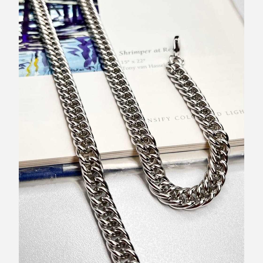 گردنبند مردانه طرح کارتیه Cartier جنس استیل عیار 316 رنگ ثابت کد ztk (پس کرایه)