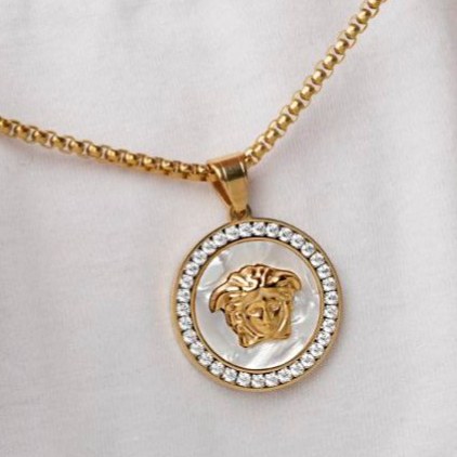 گردنبند های اسپرت طرح ورساچه Versace نگین کاری شده رنگ ثابت کد zsm (پس کرایه)