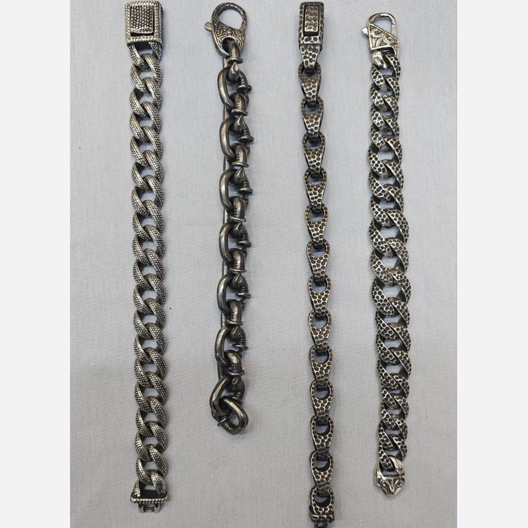 دستبند مردانه طرح گرگ جنس استیل عیار 316 کیفیت عالی کد ar (پس کرایه)