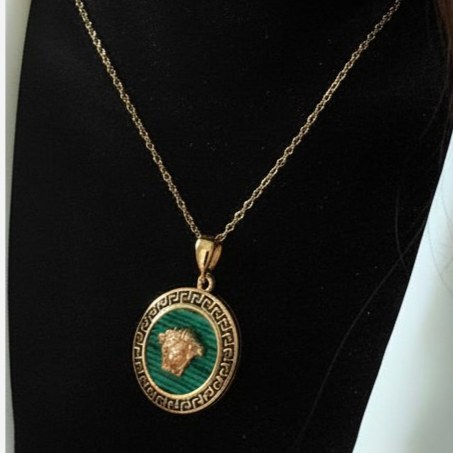 نیم ست گردنبند و گوشواره زنانه طرح ورساچه Versace رنگ کاملا ثابت کد sm (پس کرایه)