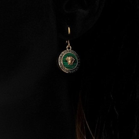 نیم ست گردنبند و گوشواره زنانه طرح ورساچه Versace رنگ کاملا ثابت کد sm (پس کرایه)