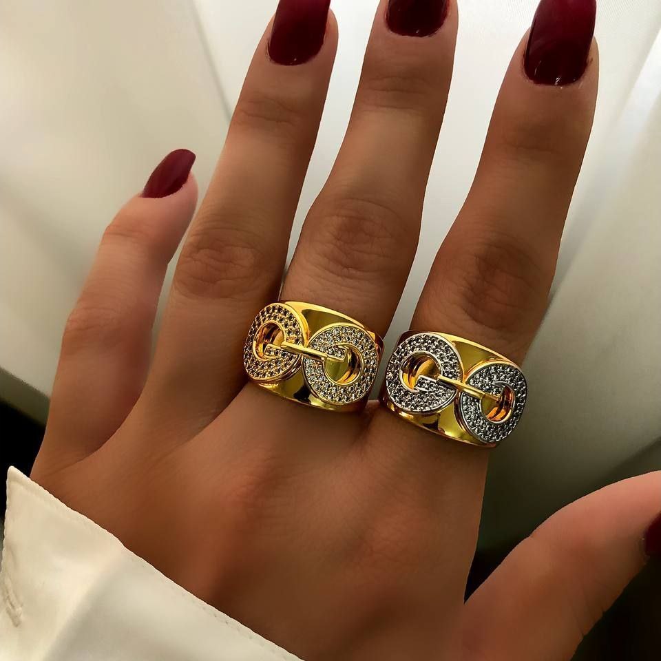 انگشتر زنانه نگین دار طرح شنل CHANEL فری سایز Freesize رنگ کاملا ثابت کد sm (پس کرایه)