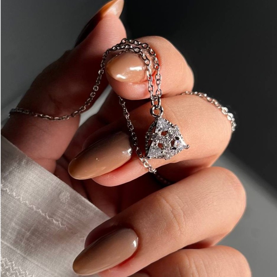گردنبند و آویز زنانه نگین دار طرح درخت رنگ کاملا ثابت کد tk (پس کرایه)