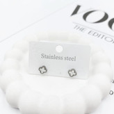 گوشواره استیل زنانه طرح گل ونکلیف Vancleef تنوع رنگ رنگ کاملا ثابت کد mp (پس کرایه)