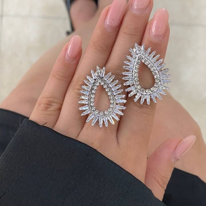 گوشواره زنانه طرح بال فرشته نگین و مروارید تنوع طرح رنگ کاملا ثابت کد tj (پس کرایه)