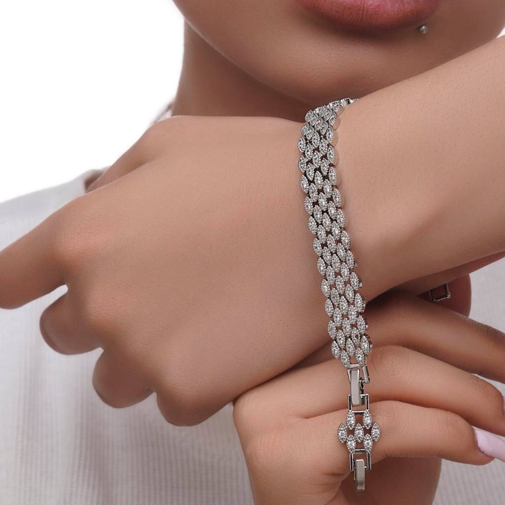 دستبند جواهر نگینی زنانه طرح نگینی متوسط رنگ کاملا ثابت کد sm (پس کرایه)