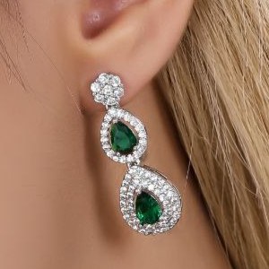گوشواره جواهری نگین کاری طرح نگین سبز تنوع طرح رنگ کاملا ثابت کد mp (پس کرایه)