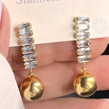 گوشواره استیل زنانه طرح نگین تنیسی گوی آویز رنگ ثابت کد tk (پس کرایه)
