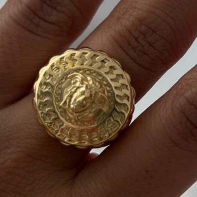 انگشتر آبکاری نقره زنانه طرح ورساچ Versace طلایی رنگ ثابت کد tj (پس کرایه)