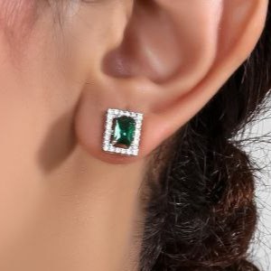 نیم ست گردنبند و گوشواره جواهری نگین کاری مخراج طرح مربع رنگ ثابت کد mp (پس کرایه)