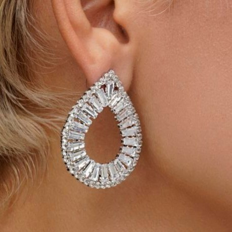 گوشواره جواهری طرح حلقه ای مینیمال رنگ کاملا ثابت کد bn (پس کرایه)