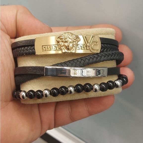 دستبند چرمی قفل و پلاک استیل مردانه طرح گوچی Gucci کیفیت چرم عالی در تنوع طرح رنگ ثابت کد bn (پس کرایه)