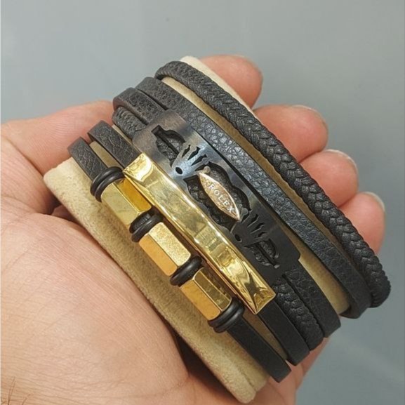 دستبند چرمی قفل و پلاک استیل مردانه طرح گوچی Gucci کیفیت چرم عالی در تنوع طرح رنگ ثابت کد bn (پس کرایه)