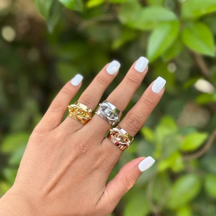 انگشتر استیل زنانه طرح وسط کارتیر Cartier پهن رنگ ثابت کد sm (پس کرایه)
