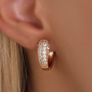 گوشواره طرح جواهری زنانه طرح اشکی نگین رنگ ثابت کد mp (پس کرایه)