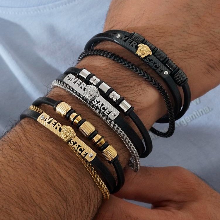 دستبند چرمی قفل استیل مگنتی کارتیر Cartier مهره در تنوع طرح کیفیت چرم عالی رنگ ثابت کد mp