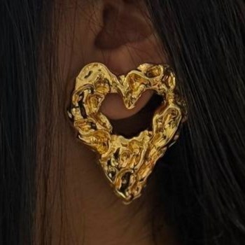 گوشواره آبکاری نقره زنانه طرح مینیمال قلب رنگ ثابت کد sm
