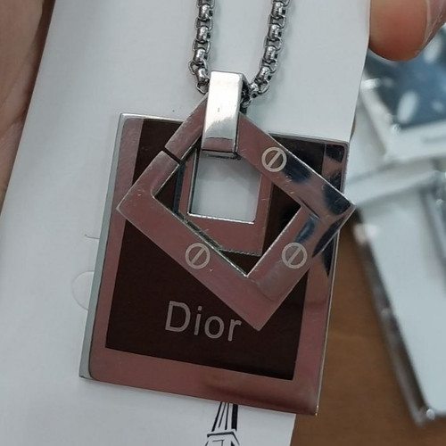 زنجیر و آویز پلاک استیل طرح دیور Dior رنگ ثابت کد as