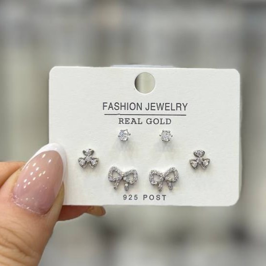 گوشواره طرح جواهری طرح گل ونکلیف vancleef و نگین سه جفتی تنوع طرح رنگ ثابت کد gy