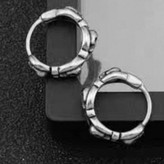 گوشواره حلقه ای استیل طرح اسکلت سر رنگ ثابت کد sf
