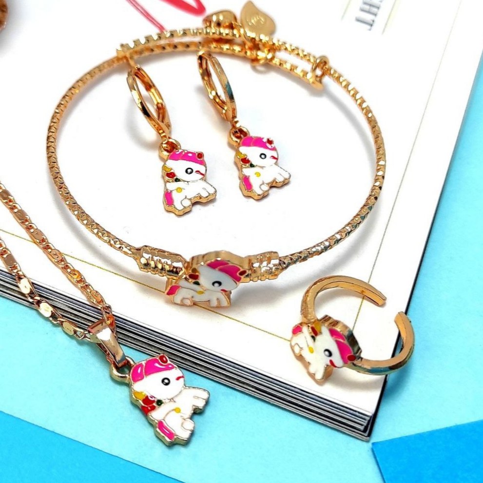 ست سرویس بچه گانه انگشتر-دستبند-گردنبند-گوشواره طرح سیندرلا فری سایز رنگ ثابت و طرح های دیگر