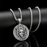 گردنبند و پلاک آویز استیل مدوسا medusa طرح ورساچ رنگ ثابت کد ar