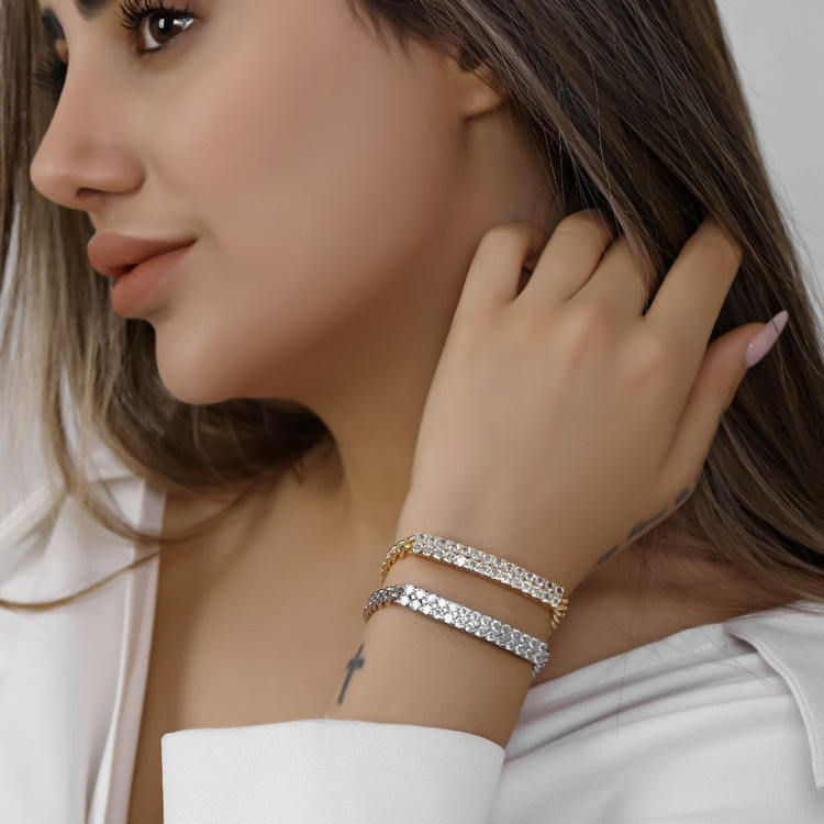 دستبند زنانه فول نگین جواهری طرح قلب کیفیت عالی رنگ ثابت طلایی و نقره ای کد MP