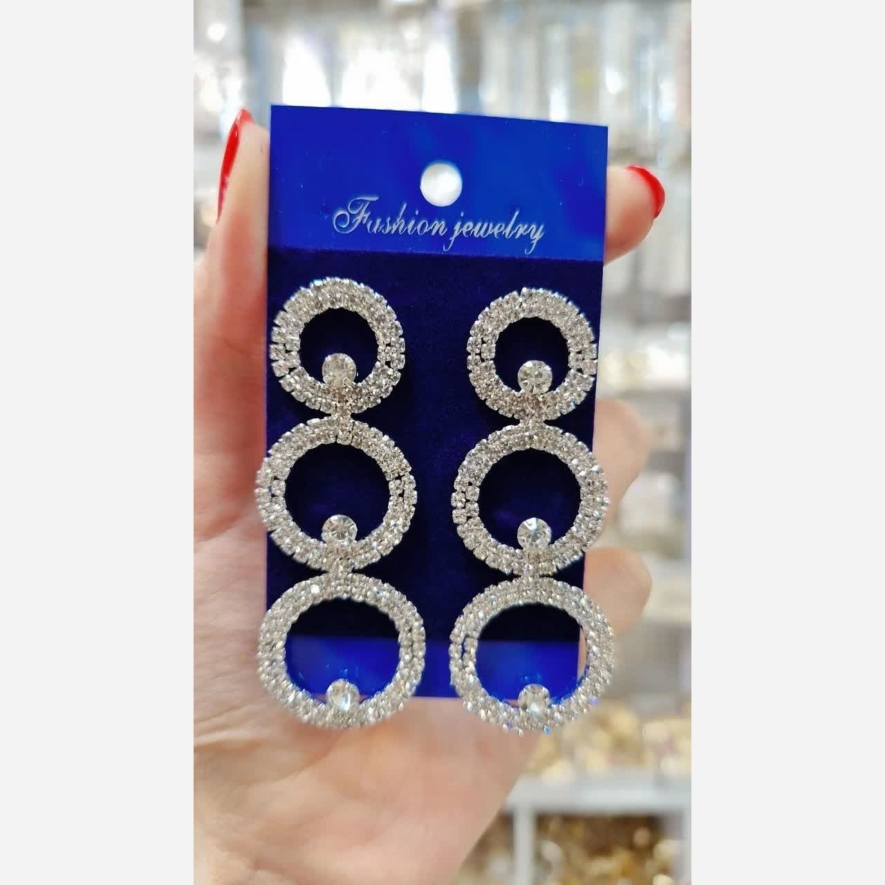 گوشواره طرح جواهری نگینی رنگ ثابت