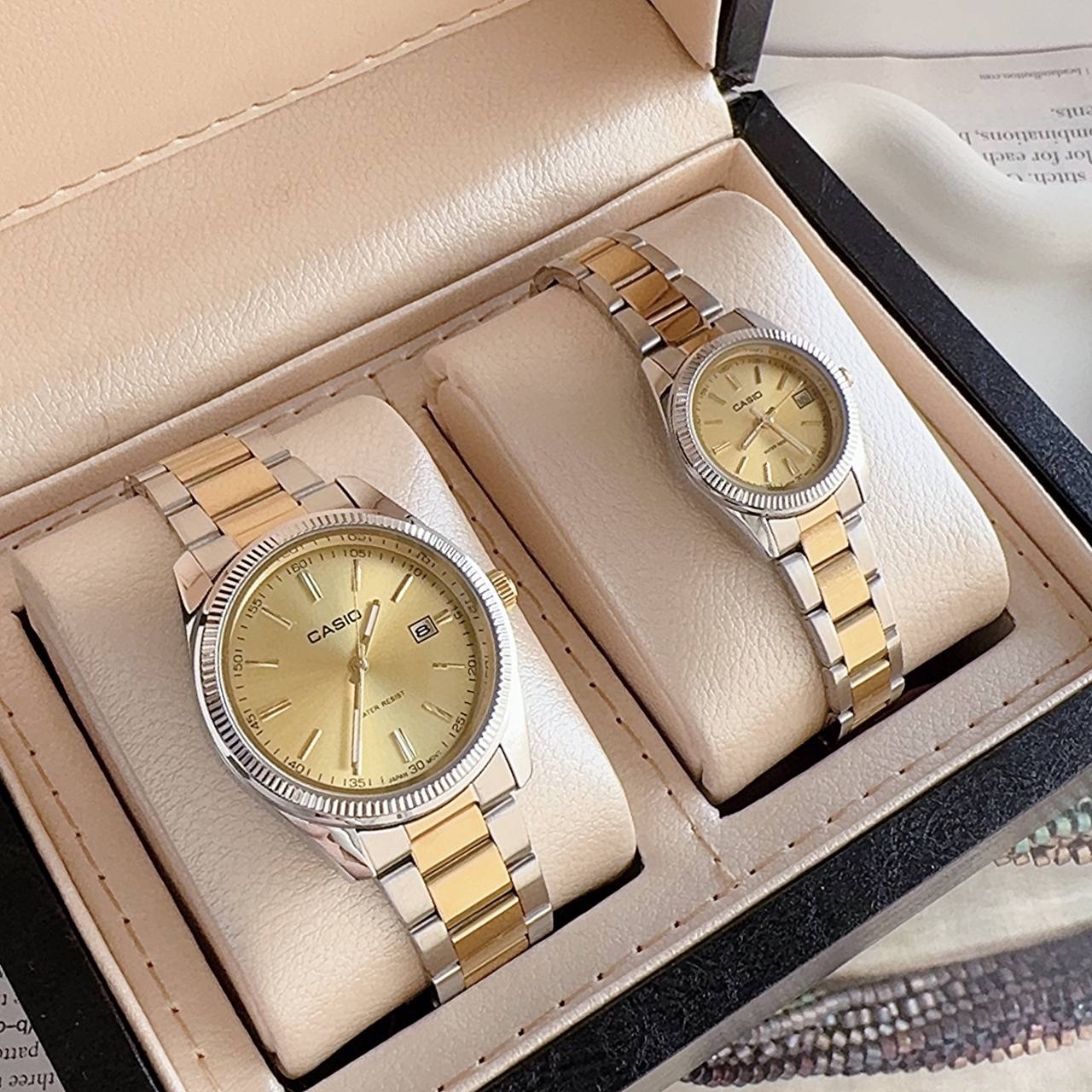 ساعت زنانه و مردانه قیمت تک کاسیو استیل تاریخ دار موتور ژاپن مارک معروف CASIO نمونه درجه یک ارسال رایگان