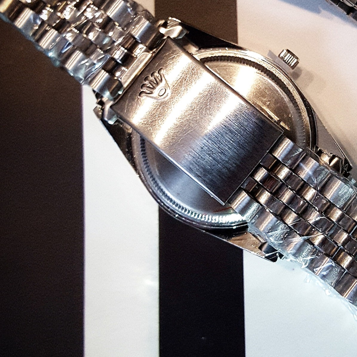 ست ساعت رولکس استیل ،تقویم دار ،موتور sL،به همراه دستبند رولکس 10میل نقره ای استیل