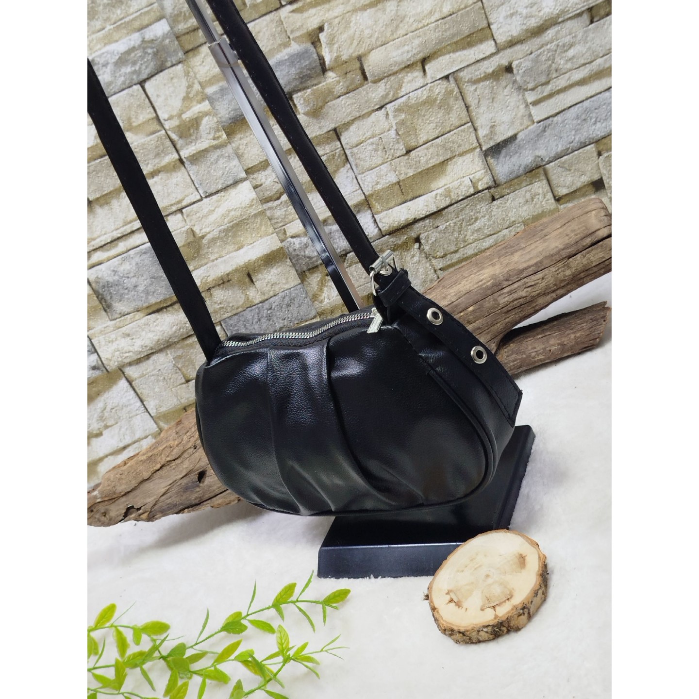 کیف زنانه چروک دسته پانچی