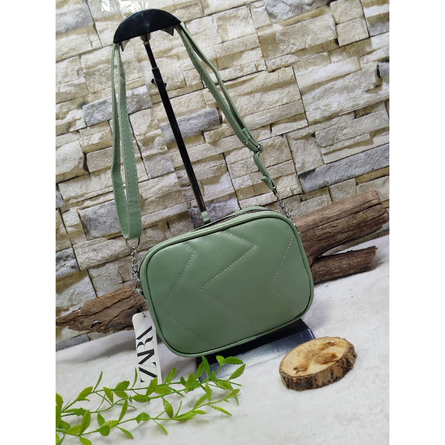 کیف زنانه دوشی گلدوزی
