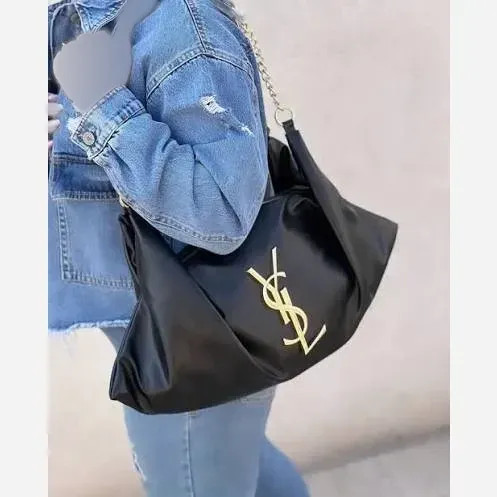 کیف زنانه یاشیل جنس چرم رنگ مشکی مجلسی و اسپرت
