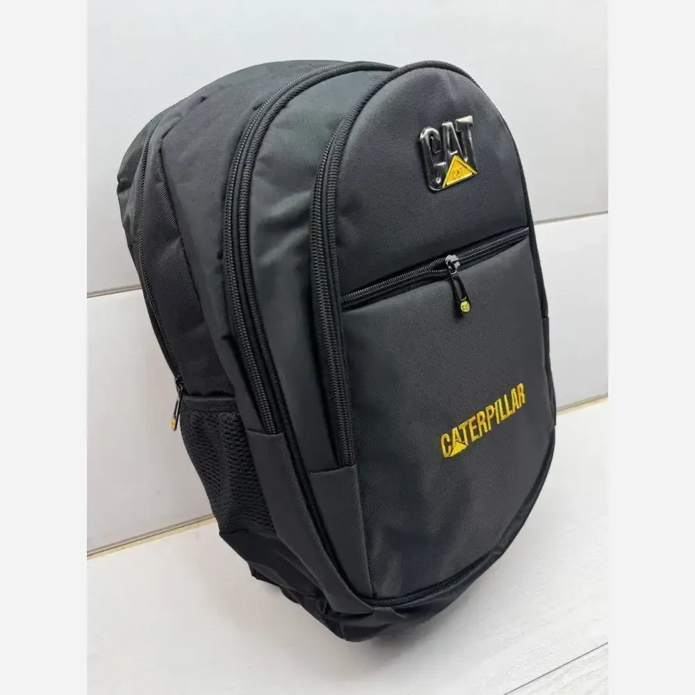 کوله پشتی ژیکو جنس برزنتی مشکی سایز 45x35 دارای 4 زیپ و جای قمقمه