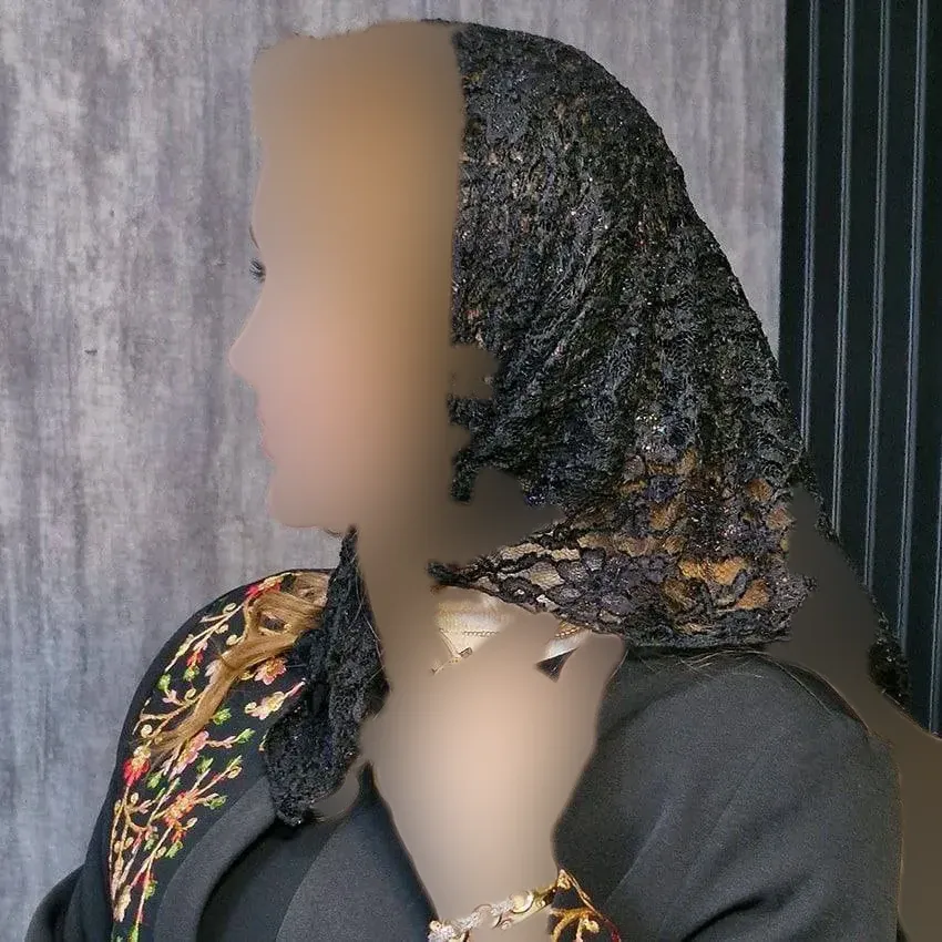 مینی اسکارف توری مشکی فری سایز با طرح دانتل